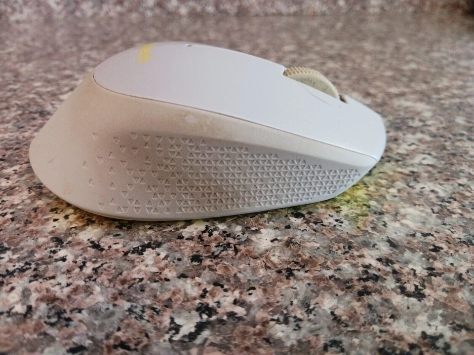 Logitech M330 Silent ➕ Wireless 🐁 Grey/Yellow - Image 2 of 3