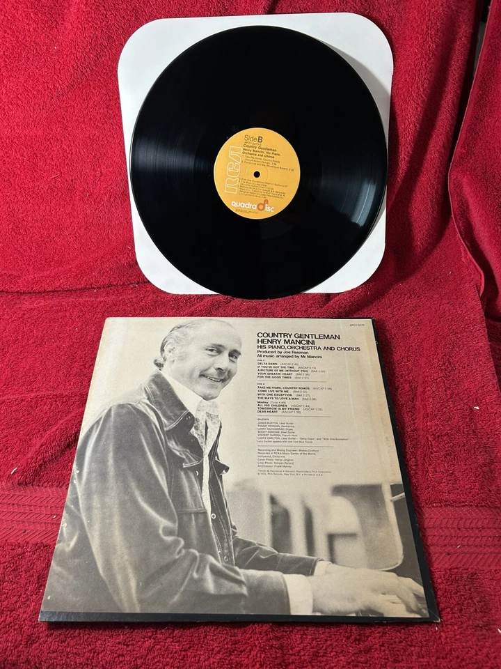 Country Gentleman Henry Mancini LP 1974 Quadradisc Ultrasonic cleaned - Image 2 of 2