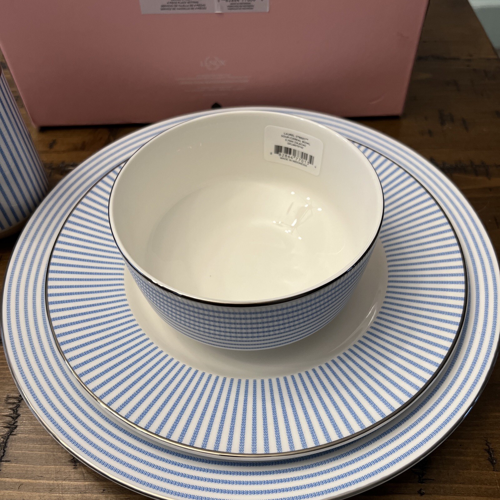 Arriba 33+ imagen kate spade laurel street dinnerware Thptnganamst.edu.vn