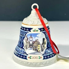 2010 The Danbury Mint Annual German Ornament Bell Holiday In Rothenburg Retired