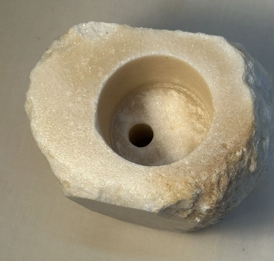 White carved rock Candle Holder ? Tea Light 3.6 lbs quarts crystal ? READ j1 - Image 2 of 4