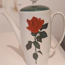 Kaffeekanne Keramik wei&szlig;/gr&uuml;n/rot Rosenmuster inkl. Deckel Stempel NAGY ERVIN 15