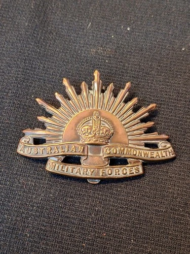 AUSTRALIAN COMMONWEALTH MILITARY FORCES CAP BADGE WW1 TYPE TIPTAFT MAKER SCARCE