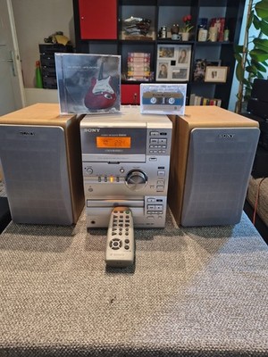 Sony Micro HiFi-System CMT-CP1 CD Kassette Radio FB SS-CCP1 silber.