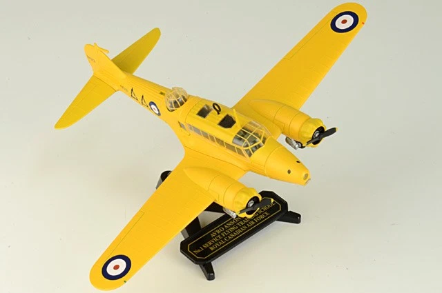 72AA006 Oxford Diecast Anson Mk I 1/72 Model 6013 RCAF No.1 Service Flight - Image 2 of 2