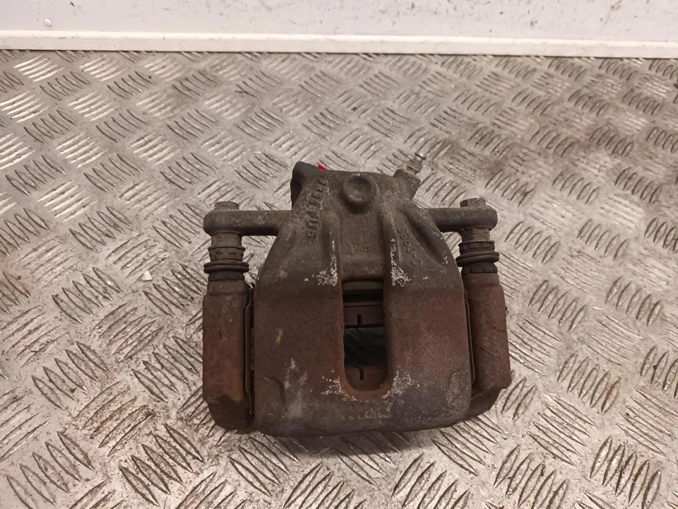 Pinza de freno delantera Renault Kangoo 13-18 Mk2 N/S pasajeros Foto 2 de 4