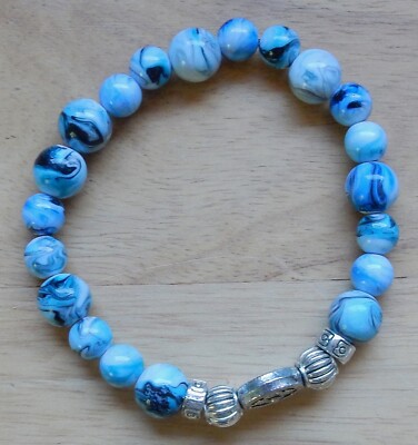 Blue Nicaraguan Beaded Bracelet Handcrafted by Berta