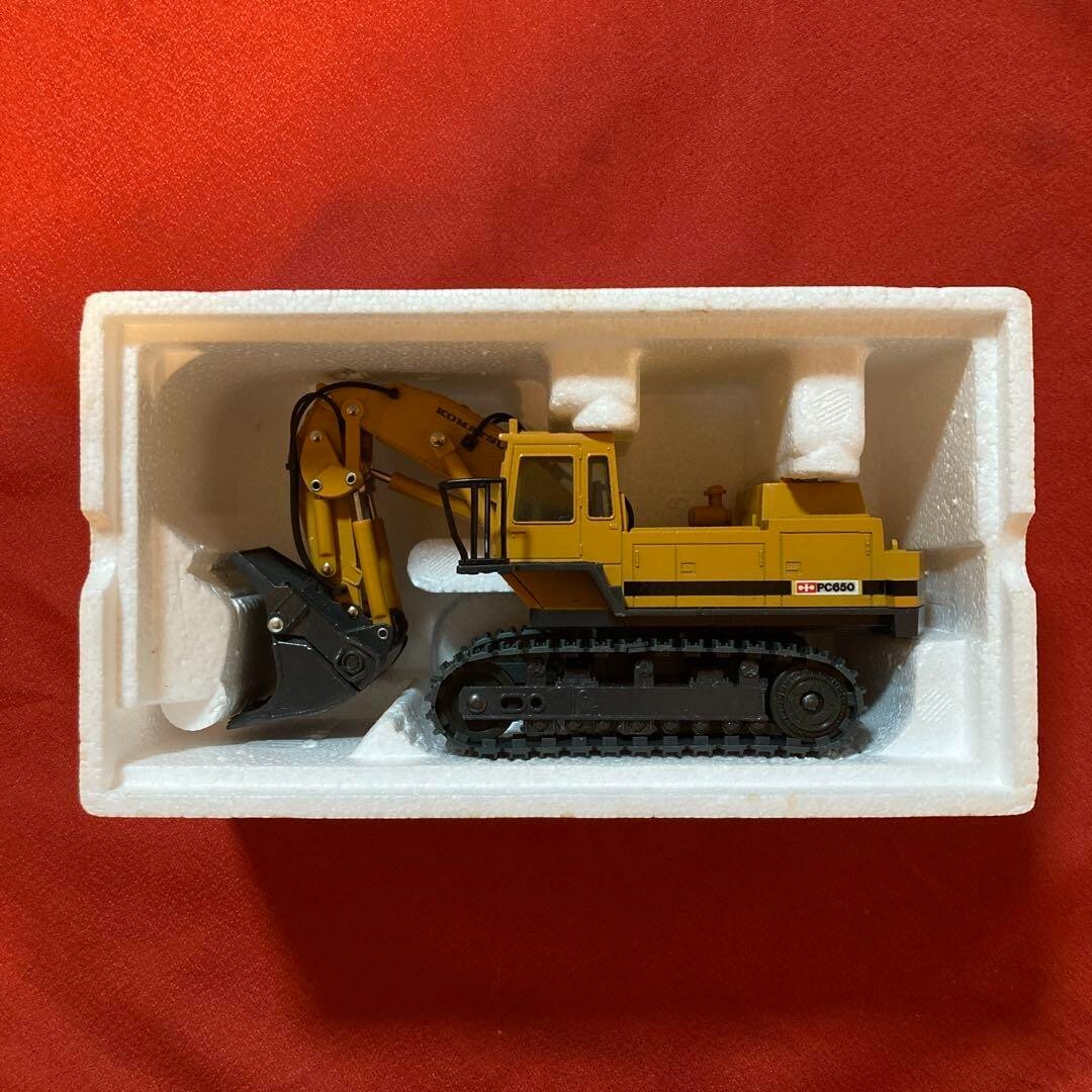 Komatsu PC650 Loading Shovel 1/50 Scale Shinsei Hydraulic