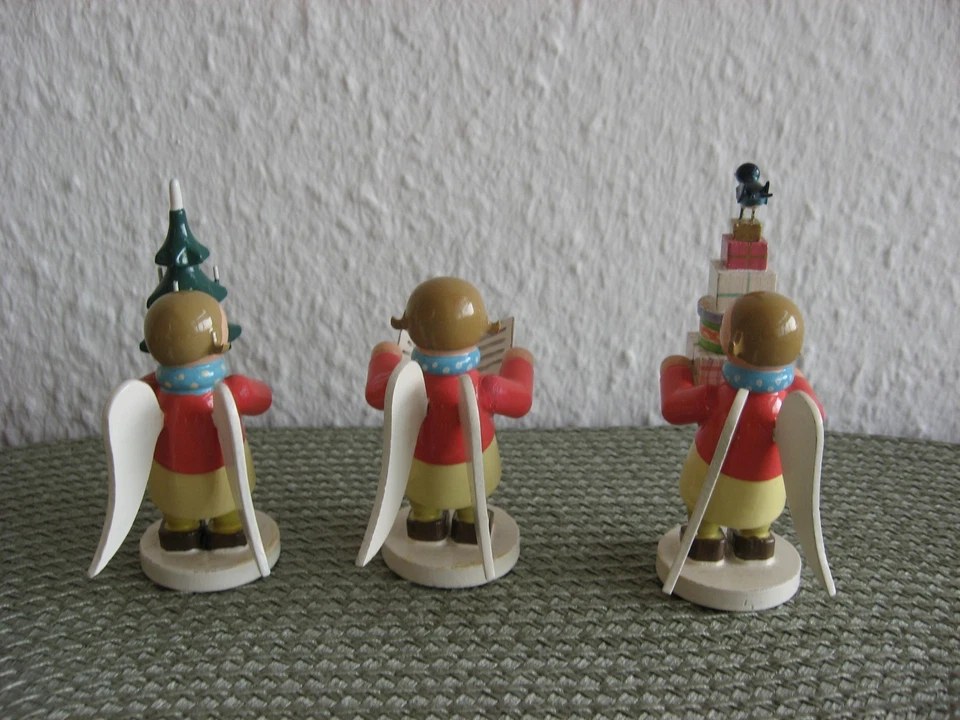 Wendt & Kühn Margeritenengel , Gruppe Geschenkeengel 3 Stück Erzgebirge Engel - Bild 3 von 4