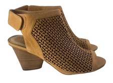 Vince Camuto Dastana tan perforated leather peep toe heeled sandals size 8 M US