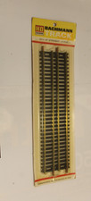 HO Scale Bachmann 1511 Track 9" straight, NIB, 4 pieces old/new stock