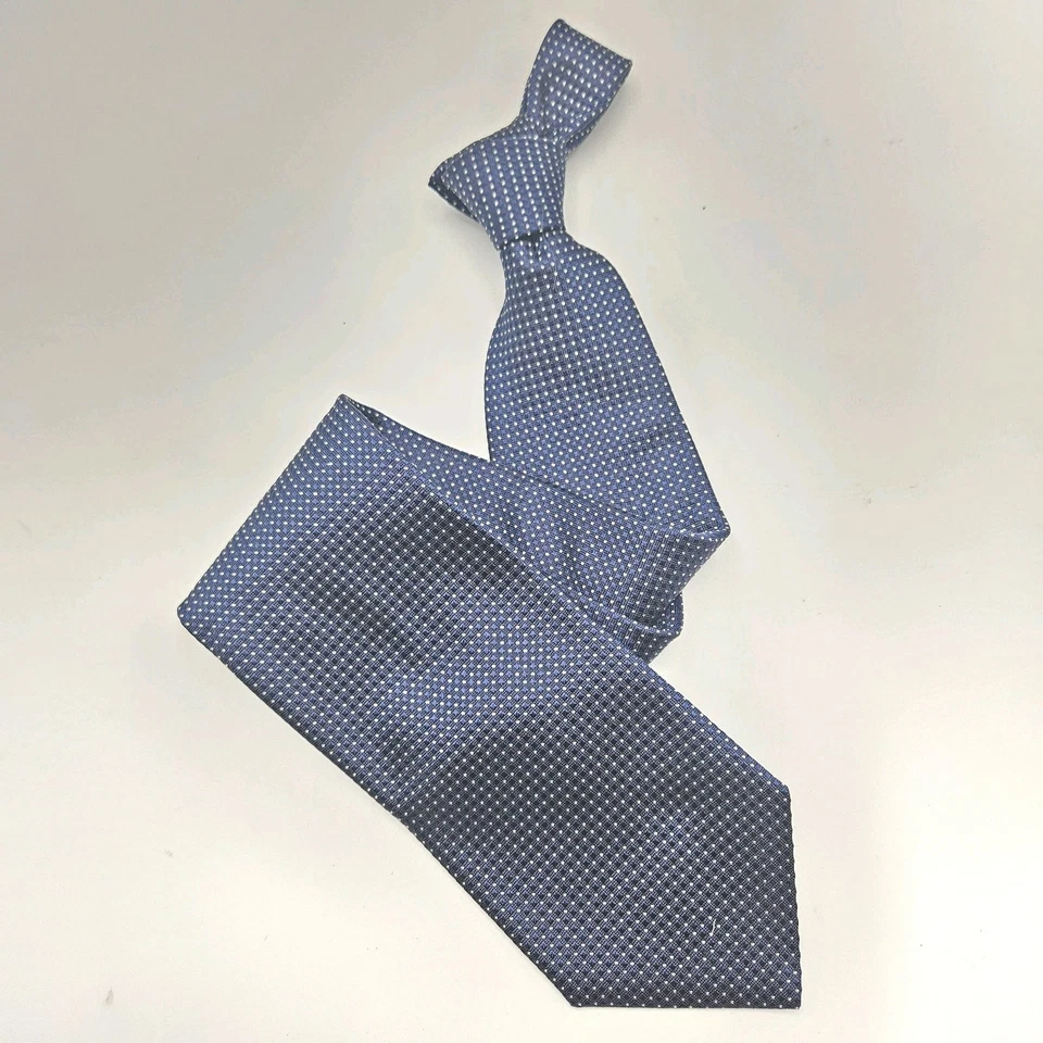 Corbata para hombre GC Internazionale 100 % seda 3,75 x 59,5" azul con lunares blancos Italia Foto 2 de 4