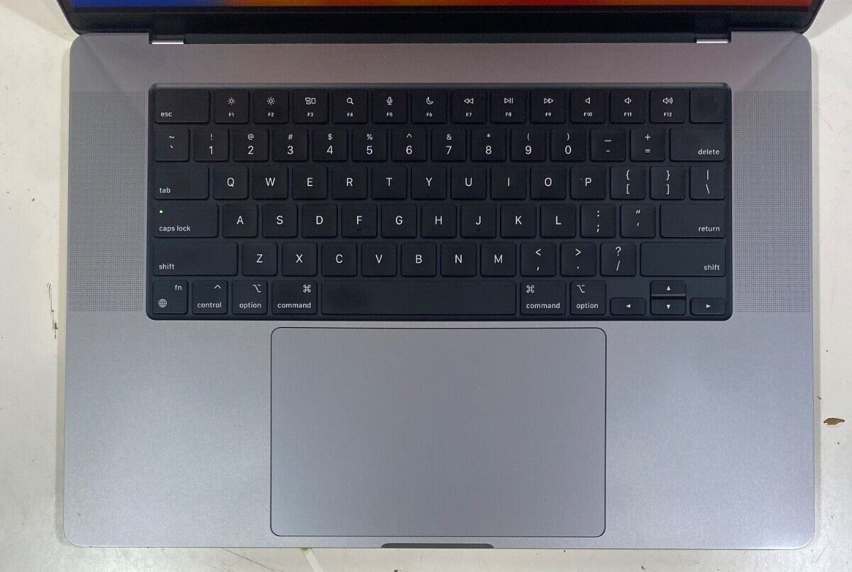 MacBook Pro 16 inch 2021 | M1 Pro 10 CPU / 16 GPU | 32GB RAM 512GB