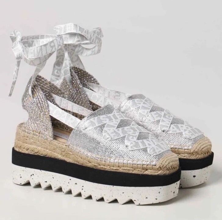 【Stella McCartney】Gaia Platform Espadrilles【関税送料込】 Stella McCartney Gaia Silver Metallic Lace-Up Platform