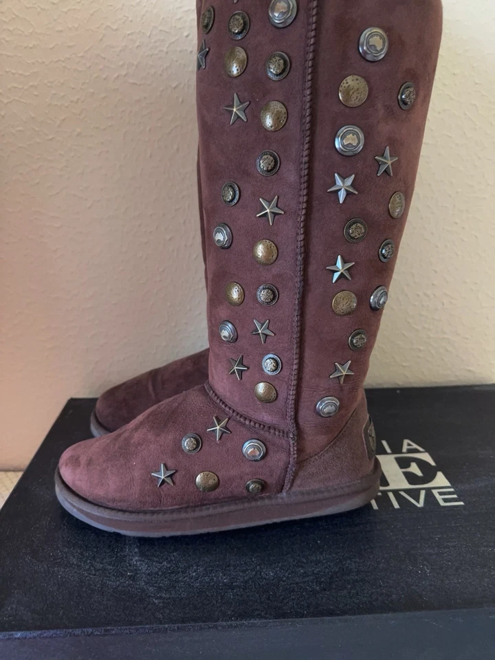 Australia Luxe Tall Metal Studded Sheepskin Fur Boot w/  box ***US 8 - Image 3 of 4