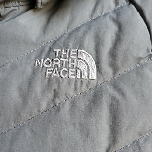 The North Face 500 Puffer Hooded Jacket Size L Colour Grey - Picture 3 of 17