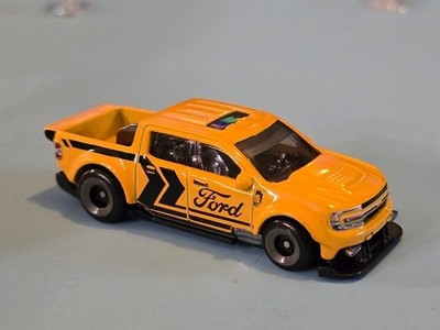 HOT WHEELS 2025 22 FORD MAVERICK CUSTOM - UNSPUN