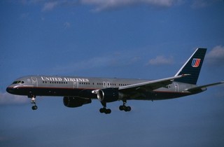 Original 35mm colour slide of United Boeing 757 222 N572UA/5472 at MIA