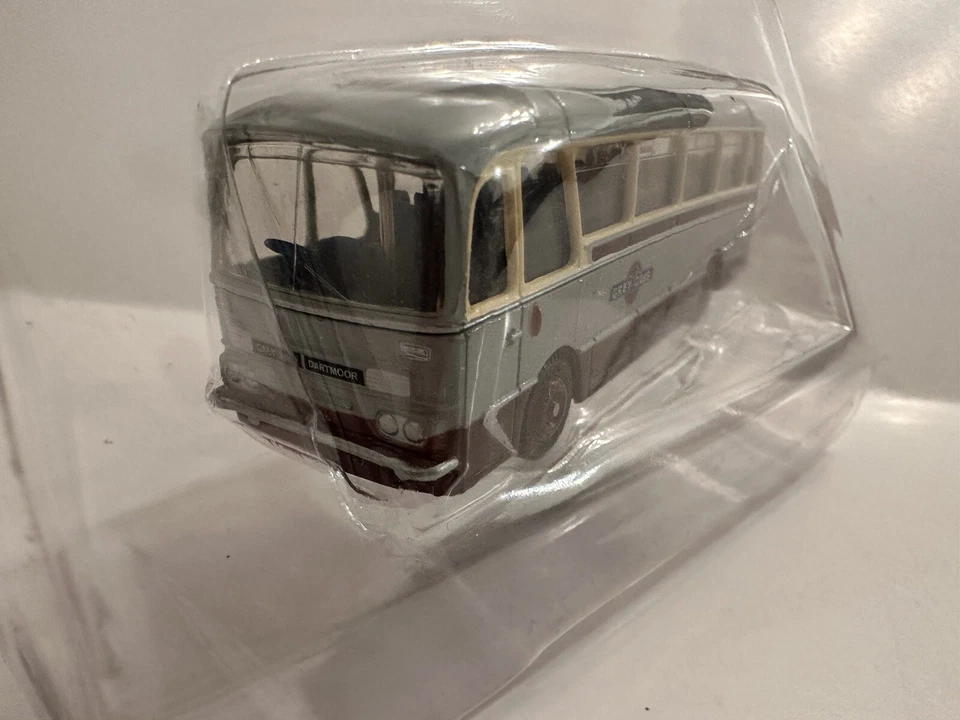 Autobús Harrington Grenadier 12302 1:76 autos grises exclusivos primeras ediciones Foto 4 de 4
