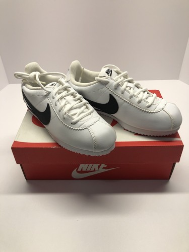 Nike Cortez Basic Sneakers White Black Lace Up Low Youth Size 4.5 - Picture 9 of 10