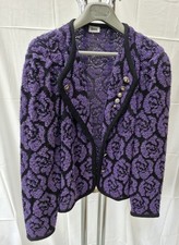 Vintage LUCIA Strickjacke Cardigan West-Germany Lila Schwarz Rosen Muster Gr. 40