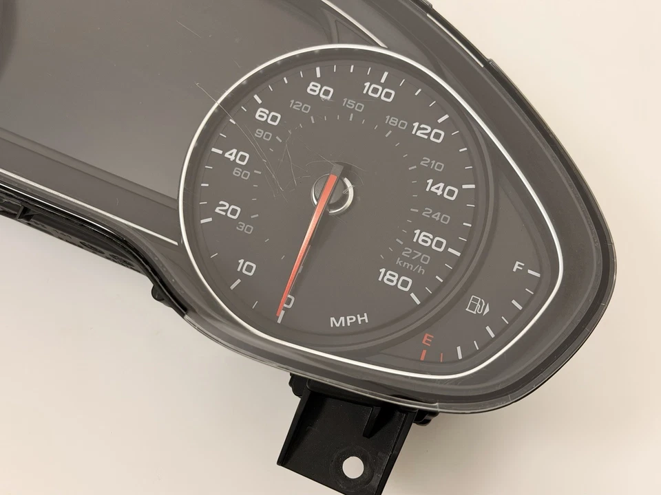 AUDI A8 QUATTRO 2012-2014 - Cuadro de instrumentos/velocímetro 4H0920980K 116 k mil Foto 4 de 4