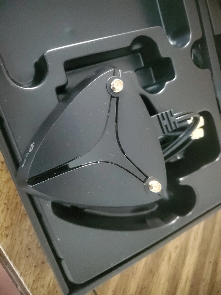 Tarjeta WiFi TP-Link WiFi 6 AX3000 PCIe (Archer TX3000E), Hasta 2400Mbps, Bluetooth Foto 4 de 4