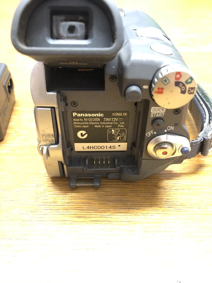 Panasonic NV-GS120 Camcorder 3CCD Mini DV Digital Tape Video Camera Untested  - image 3 of 4