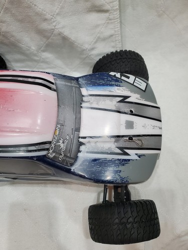 ECX Amp MT 1/10 RC Monstertruck - ungetestet, Teile oder Reparatur - Bild 4 von 21