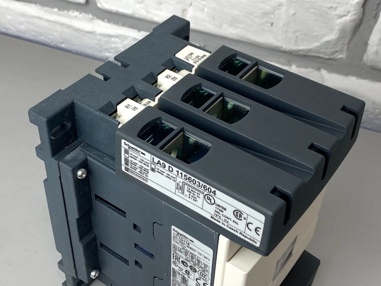 Contactor TeSys Deca LC1D115F7C 3P(3NO) AC-3/AC-3e 440V 115A 110V AC 50/60Hz 3389110377088 - thumbnail 3