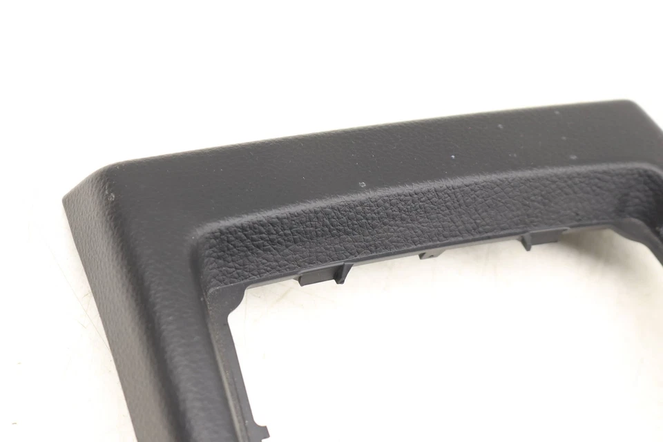 BMW 435I XDRIVE 2015-2016 - consola central trasera montura/bisel 9248227 Foto 2 de 4