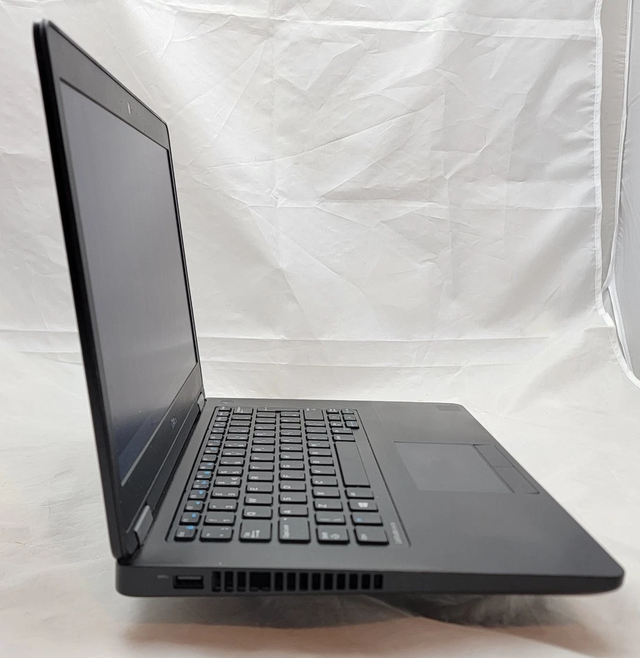 Dell Latitude E5470 - i5 6th Gen - 16GB RAM - 500GB SSD - 14" - HDMI - Win 11 - Image 3 of 4