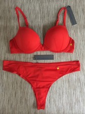 ELLE MACPHERSON BREATHABLE FABRIC RED TSHIRT BRA (32B) & BRIEF (M) SET