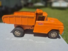Vintage 1960s Orange Dually 13" Tonka Quarry Dump Truck Pressed Steel