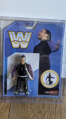 WWE Retro Mattel JEFF HARDY SERIES 8 MINT IN DC DE...