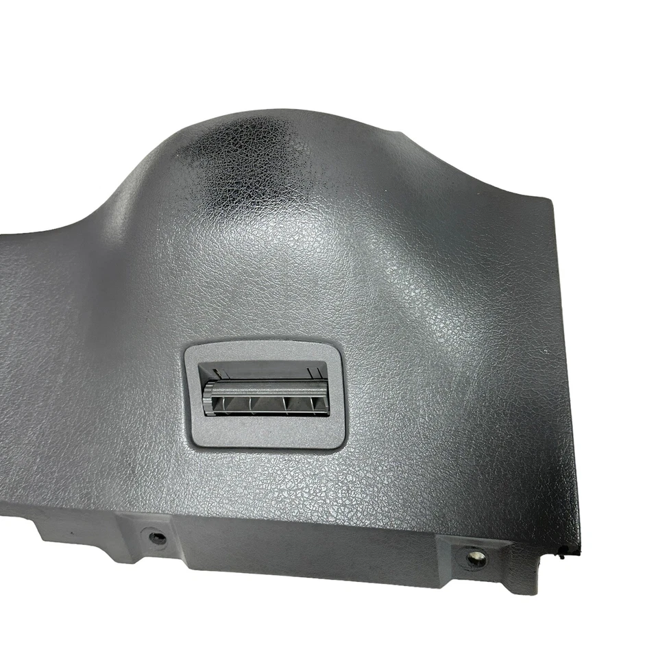 Mercury Cougar 1996 fabricante de equipos originales columna de dirección inferior izquierda rodillera moldura de tablero 94 95 Foto 3 de 4