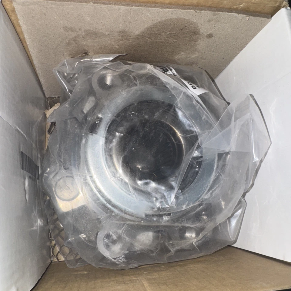 MEVOTECH ORIGINAL GRADE - G30301 - Front Hub Assembly - Image 2 of 3