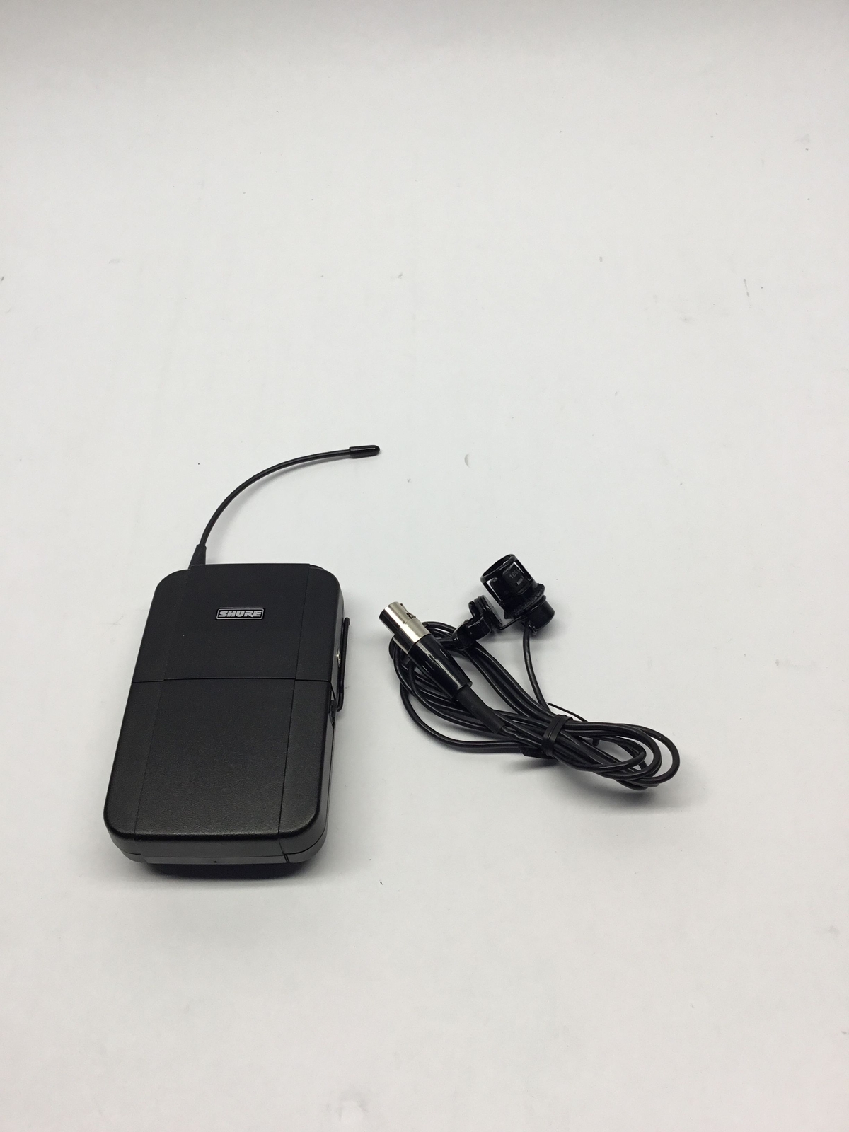 Shure UC1-UA Wireless Mic Transmitter with One 185 Mic / 782-806 MHz - VGC