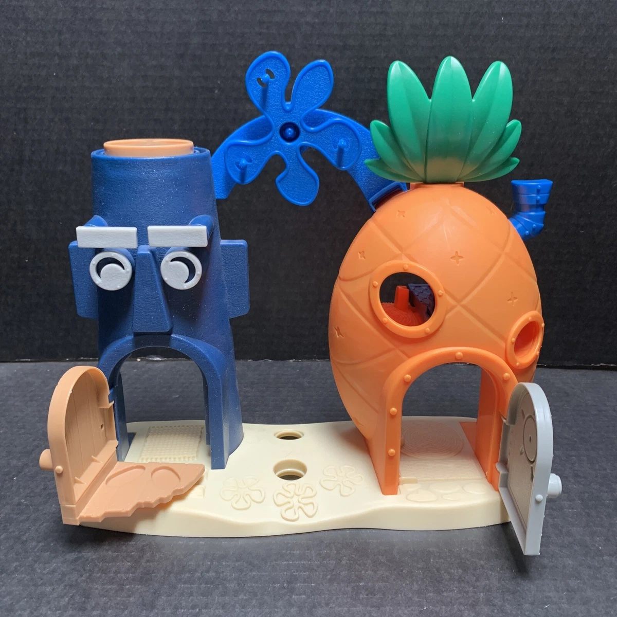 Bikini bottom playset 2025