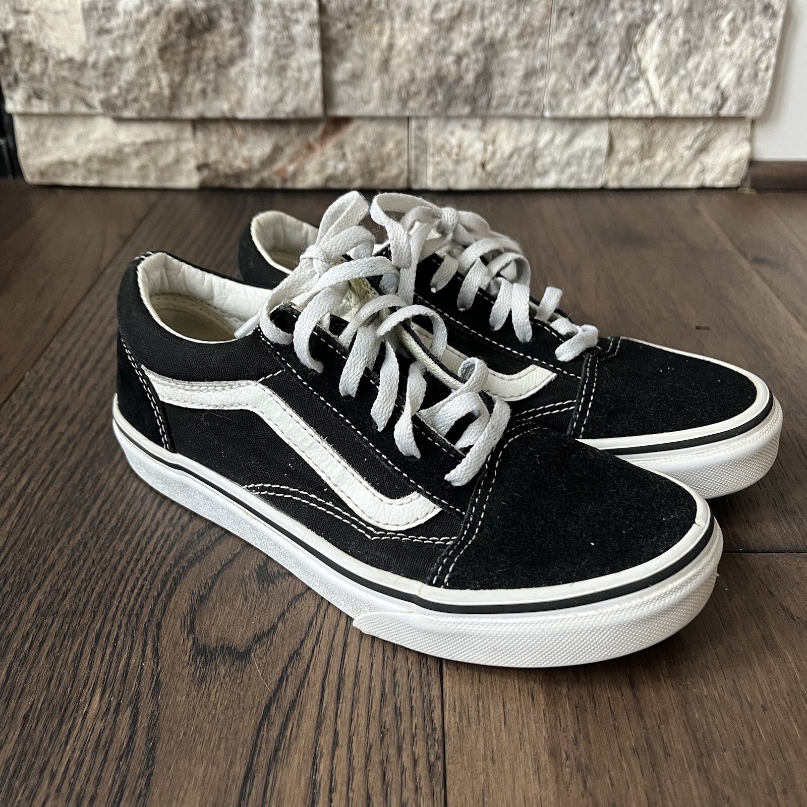 vans black suede low top shoes