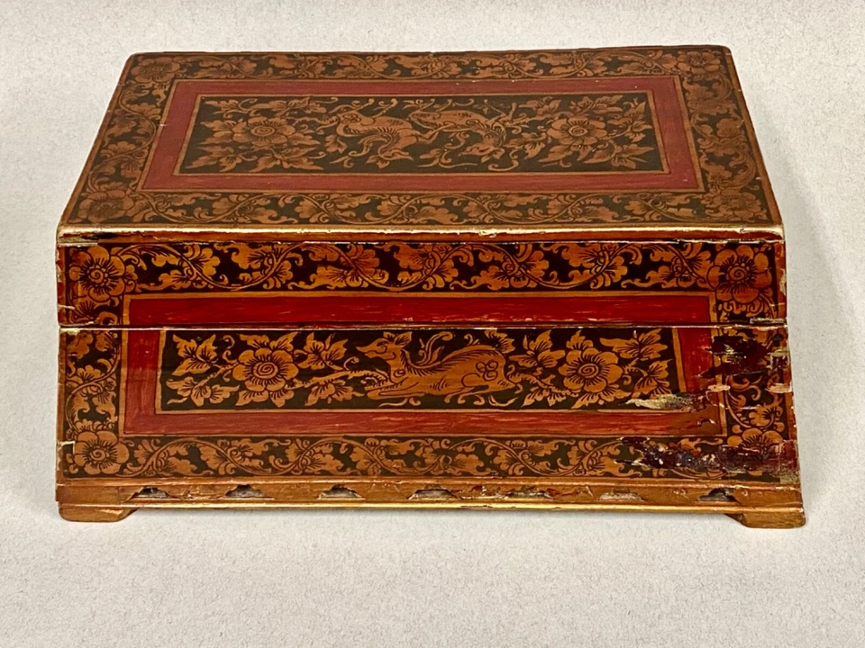 Antique Burmese Lacquer box, ca. 16-19 C; 13 1/4 x 8 x 6 1/8 " - Image 2 of 4