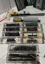 VINTAGE ATLAS N SCALE TRAIN CARS LOT 3292, 32781, 10247, etc w/ EXTRAS -NICE 