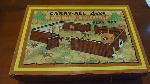 Vintage Louis Marx Carry All Fort Apache Toy ACTION PLAY SET w/ TIN CASE #4685
