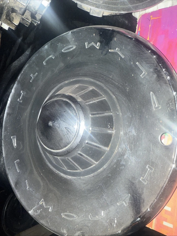 Tapacubos satélite Plymouth Fury Belvedere Savoy 1962 tapacubos hombre arte cueva-garaje Foto 3 de 4