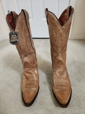 Dan Post Cowboy Boots women size 9 leather.  ...