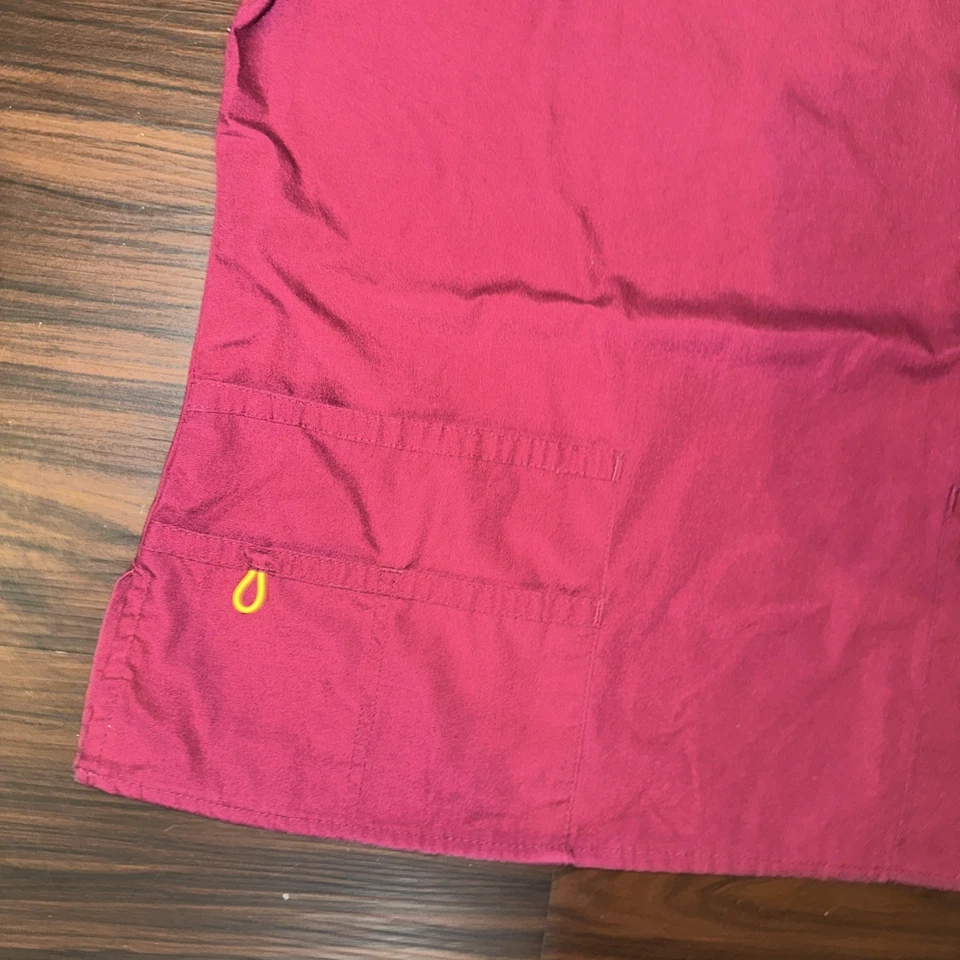 Blusa Médica Para Mujer Marrón Mediana Granate WonderWink Foto 4 de 4