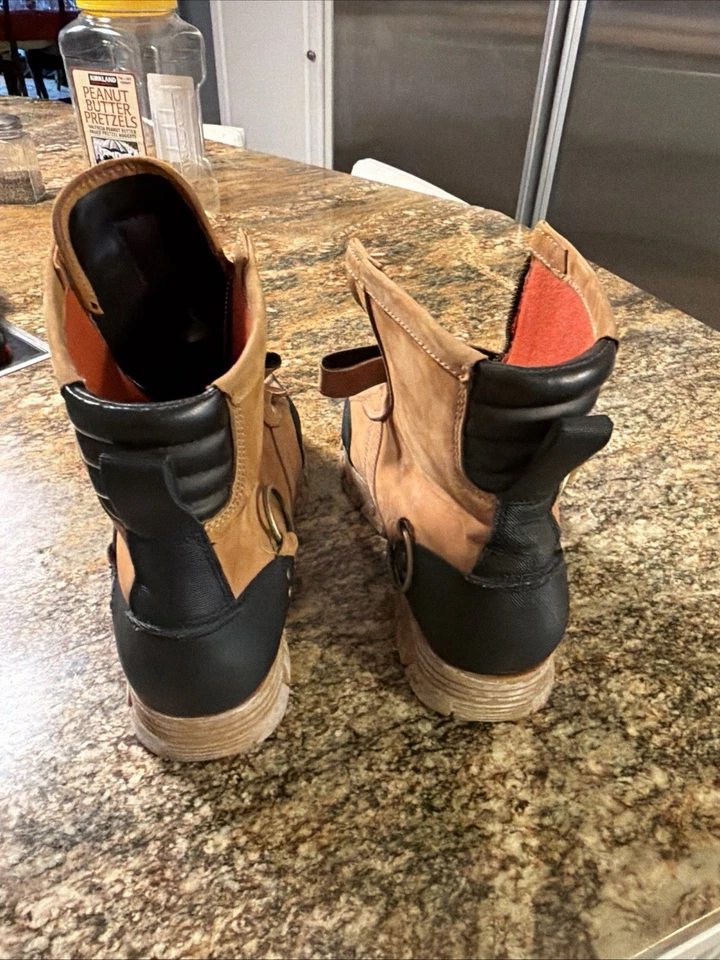 Botas Polo Deportivas Beige y Marrón Talla 11 Cremalleras Delanteras Cuero Superior De Colección Foto 2 de 4