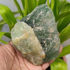 Natural 3200 Ct Brazilian Uncut Green Emerald Gemstone Rough with certificate