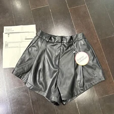 Source Unknown New With Tag Giacca High Rise Angled Leather Shorts Black S/M