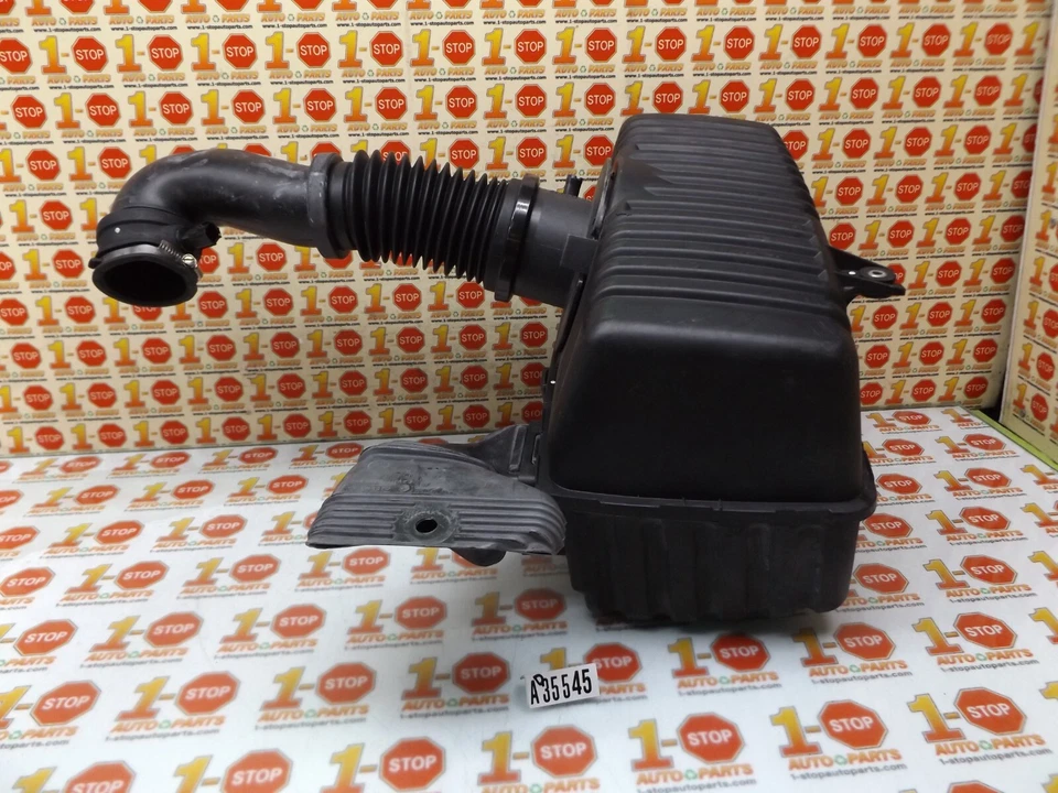 2001-2006 DODGE STRATUS AIR CLEANER BOX ASSEMBLY 05016999AA OEM - Image 4 of 4